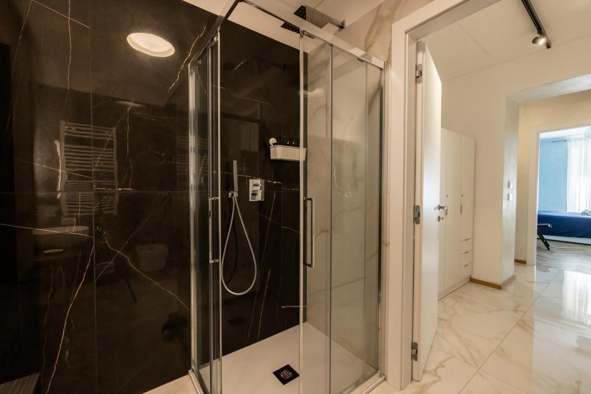Apartamento Lo Scrigno D'Oro Nel Centro Di Torino Exterior foto