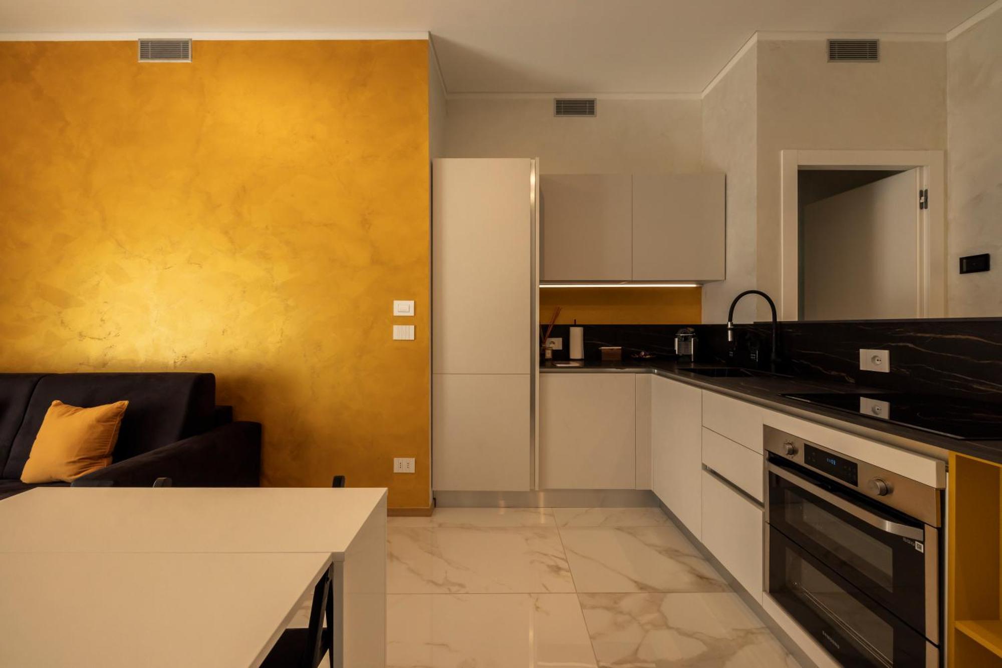 Apartamento Lo Scrigno D'Oro Nel Centro Di Torino Exterior foto
